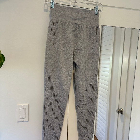 Seasum - Long Sleeve Workout Set Top and Leggings - Picture 3 of 8